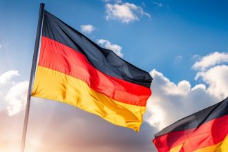 Boerse Stuttgart Digital and Munich Re Group have unveiled plans to introduce a fully-insured crypto staking service by 2024