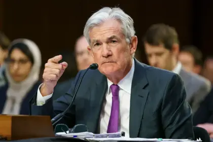 Fed Chair Jerome Powell Maintains Ongoing Communication with the White House