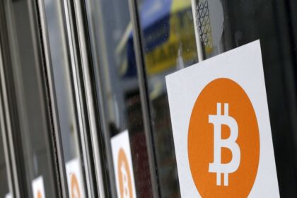 MELANIA Insider Wallets Active Again Is Another Token Dump Coming?