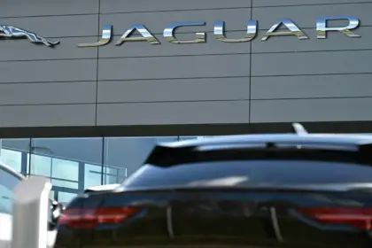 Jaguar Land Rover Halts US Vehicle Shipments Amid New Tariffs