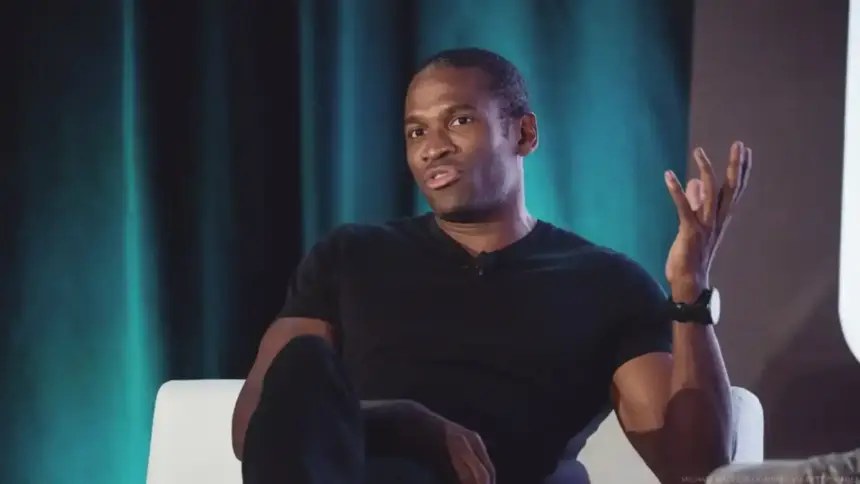 Arthur Hayes Warns Circle IPO Could Spark Risky Stablecoin Bubble Headed for Collapse