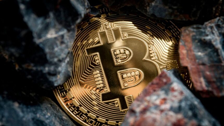 Bitcoin mining difficulty drops slightly after record high in May